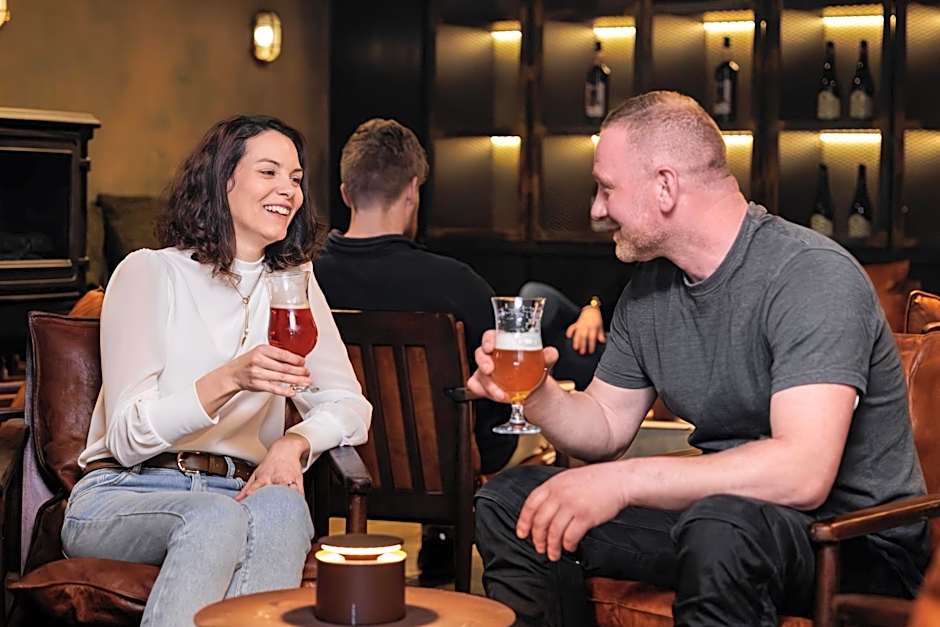 Hillview Hotel Grandvoir