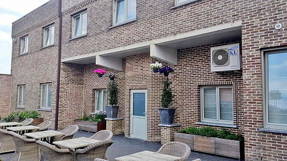 Belrom Hotel