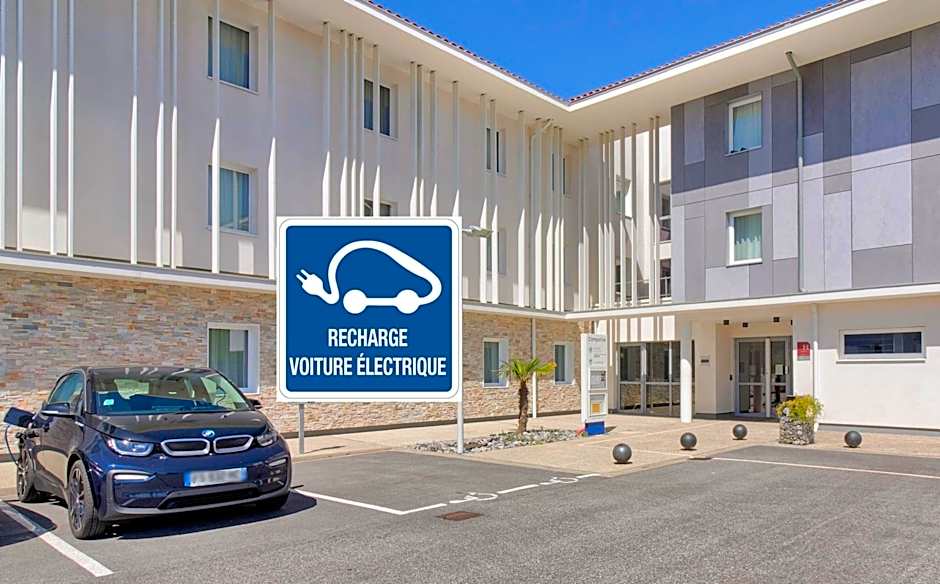 Campanile Saint Jean de Luz