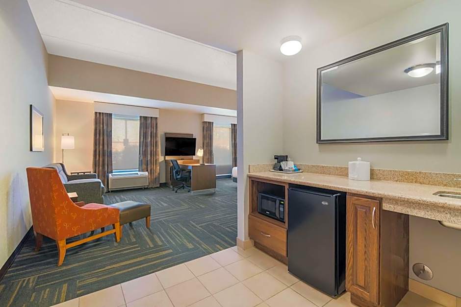 Hampton Inn By Hilton & Suites Plattsburgh