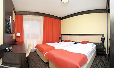 Suite (3 Adults)
