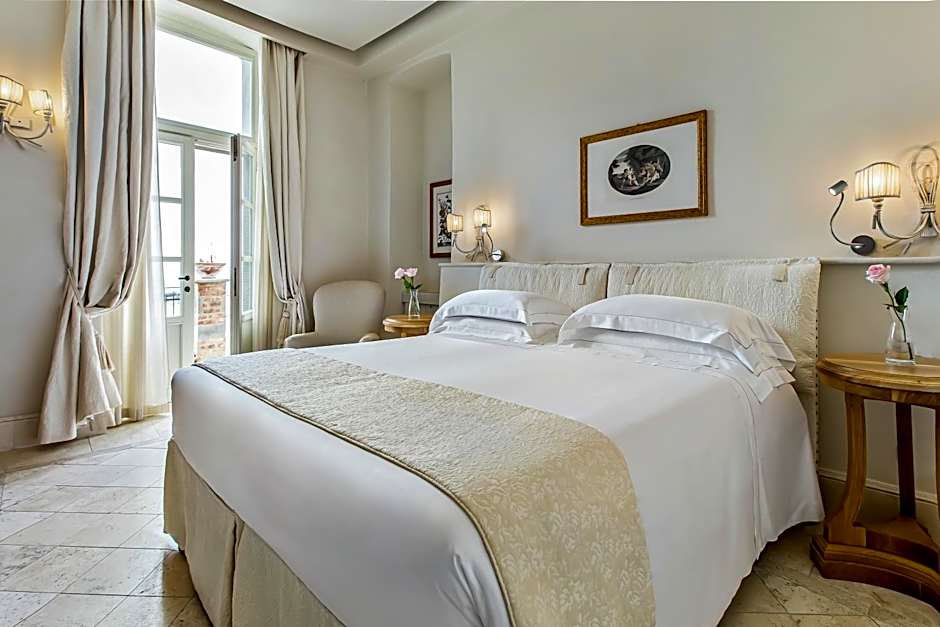 Photo 1 of 9 of Suite, Terrace