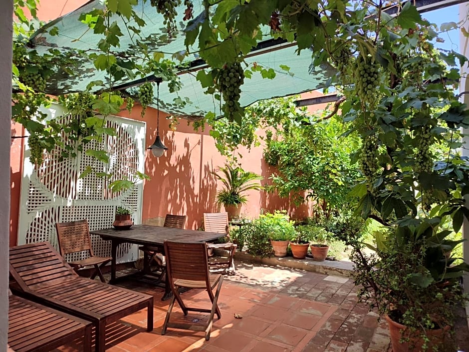 Tavira Townhome with private Garden