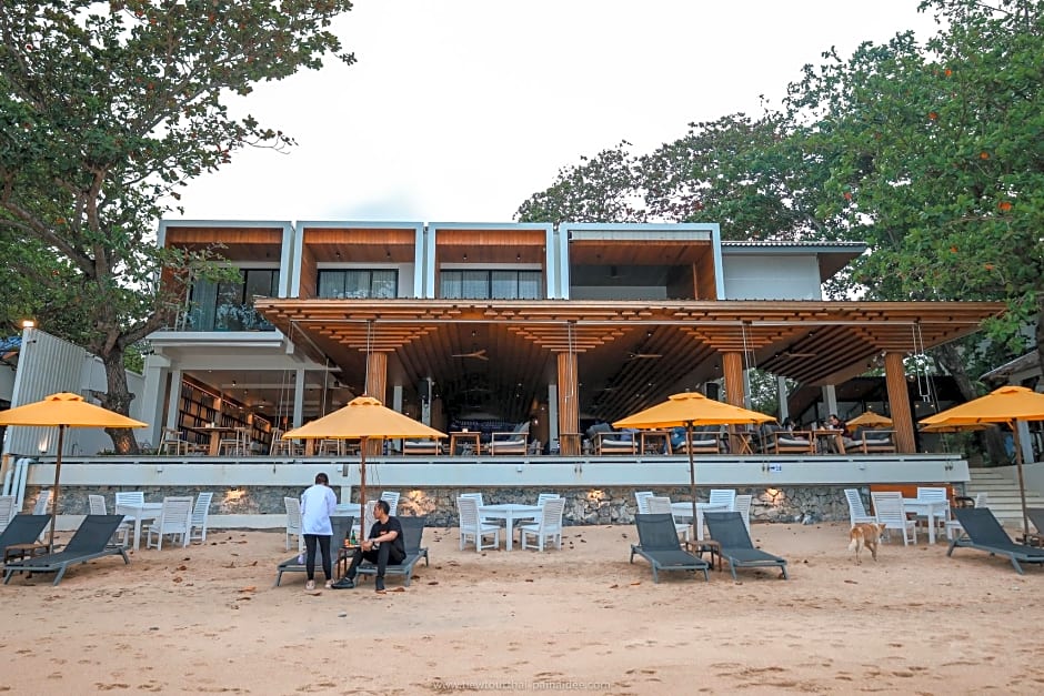 Sichon Cabana Beach Resort