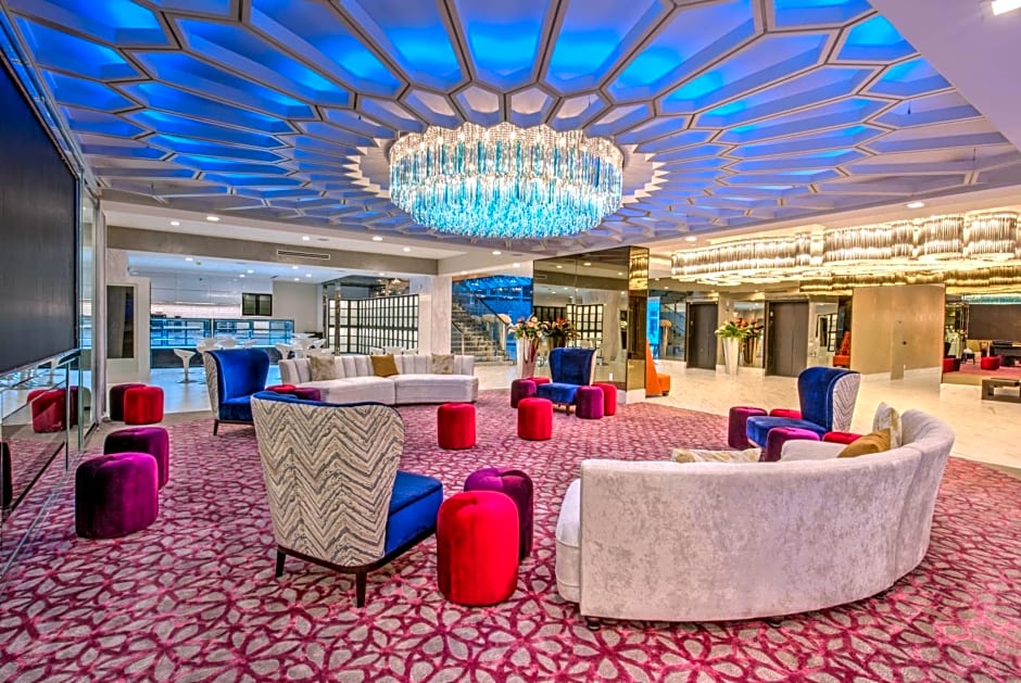 DoubleTree by Hilton Houston Brookhollow