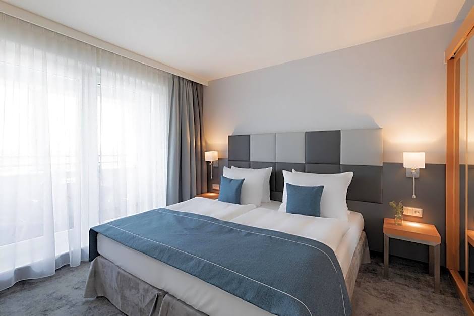 Photo 1 of 2 of Standard Room with Two Single Beds