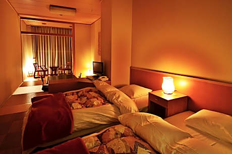 Room with Tatami Area - Non-Smoking