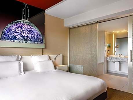 Executive King Suite