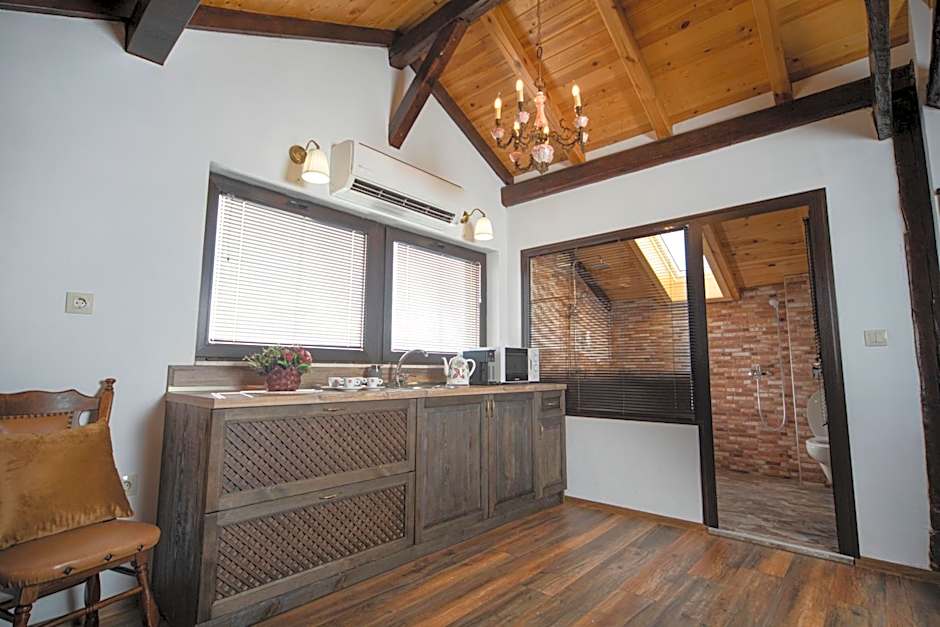 Hotel Antique - free private parking