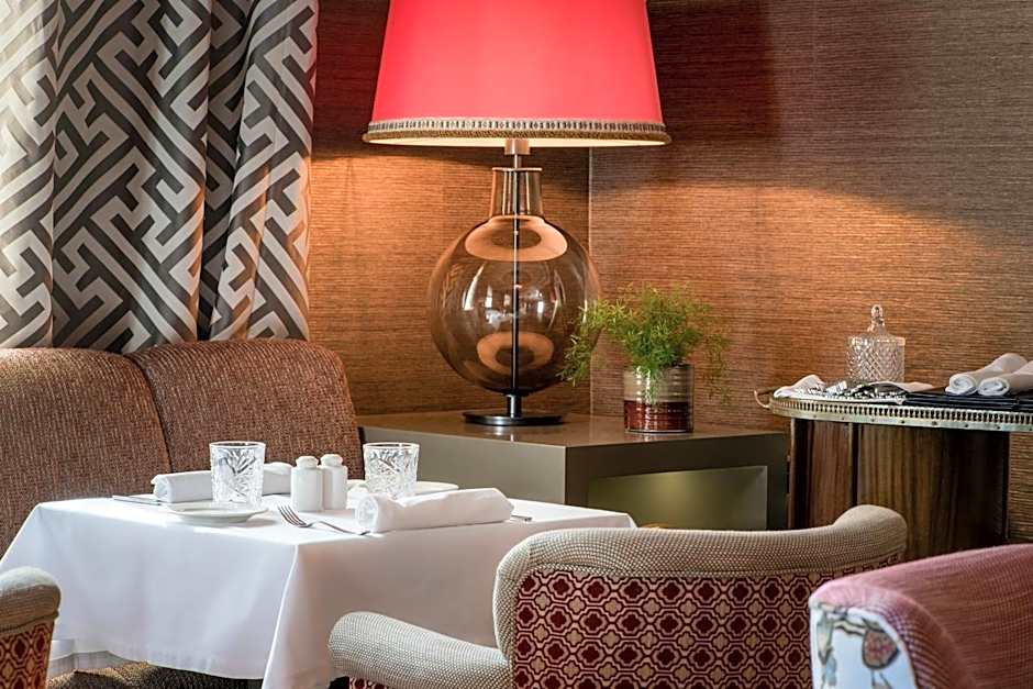 AC Hotel Palacio del Retiro Autograph Collection