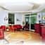 Hanedan Beach Hotel