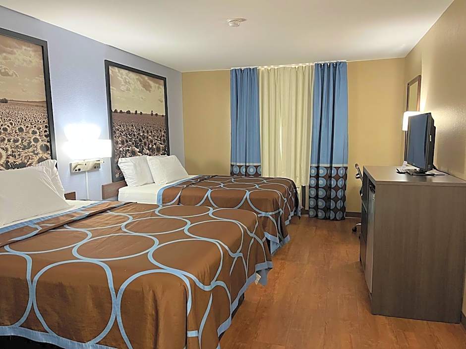 Super 8 by Wyndham Independence KS