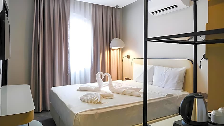Beris Lara Hotel – Muratpasa, NJ