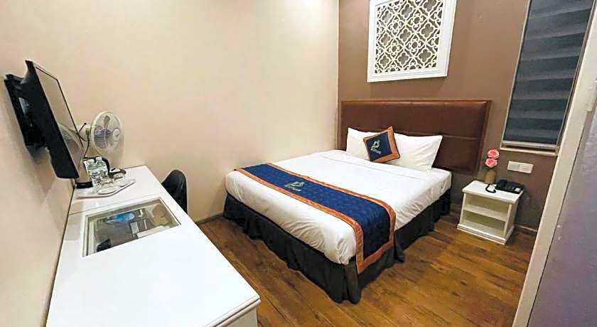 Pinus Hotel