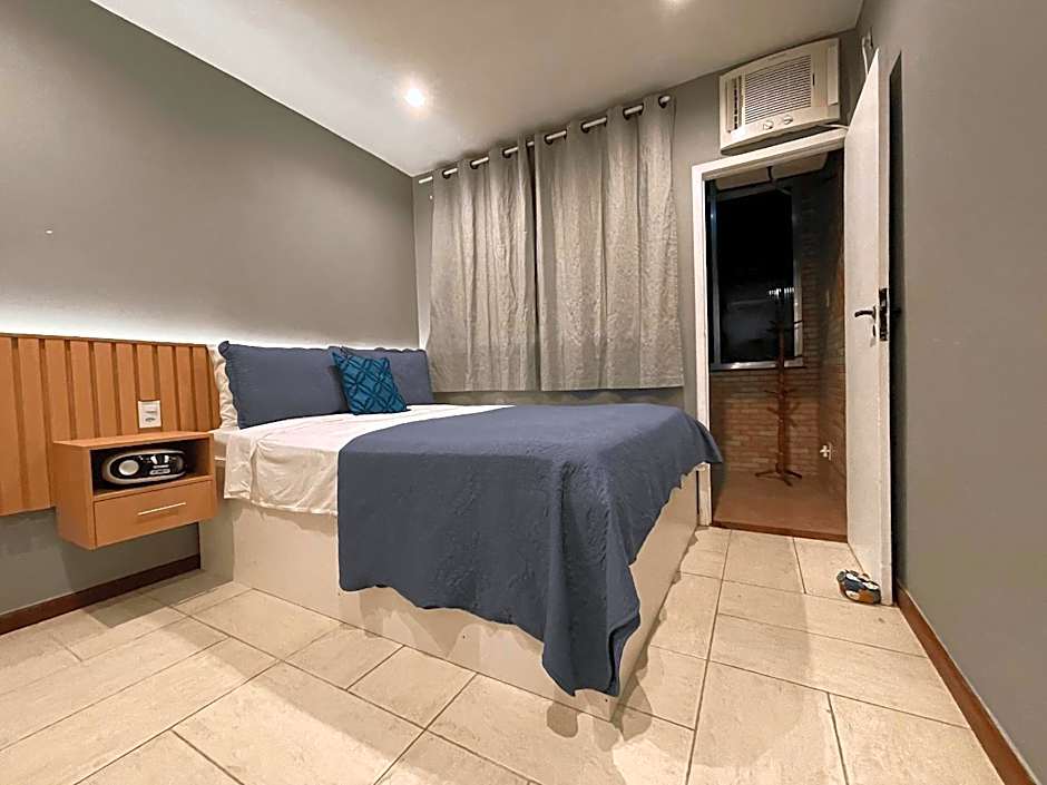 Cozy 3-Minute Walk to the Beach: Perfect for You