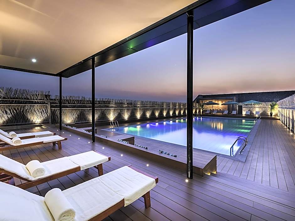 Novotel Shanghai Clover