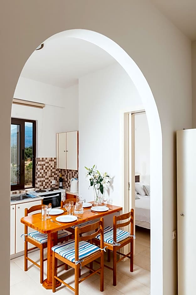 Paradise Hotel-Apartments