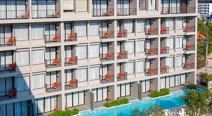 Proud Phuket Hotel (SHA Plus)