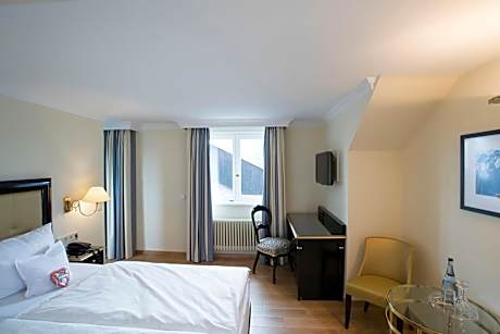 Classic Double Room without Lake View