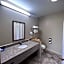 Rodeway Inn & Suites