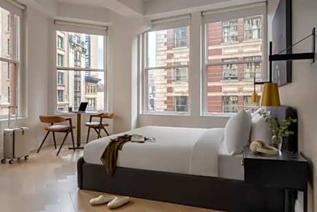 Spacious, Kitchenette, Guest Room, 1 King