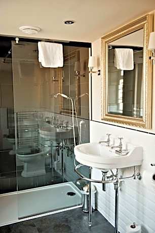 King Room - Disability Access