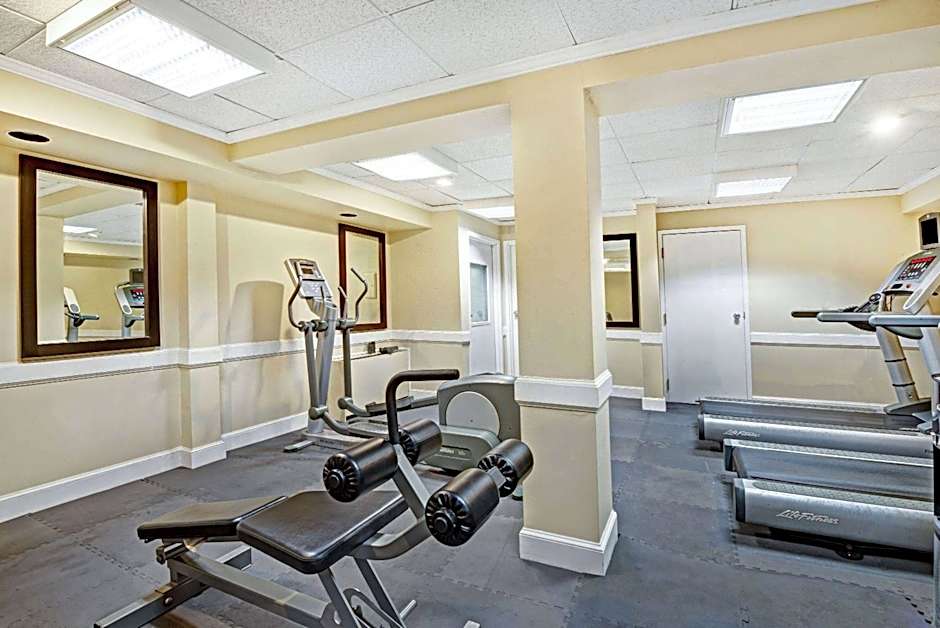 Ramada by Wyndham Seekonk Providence Area