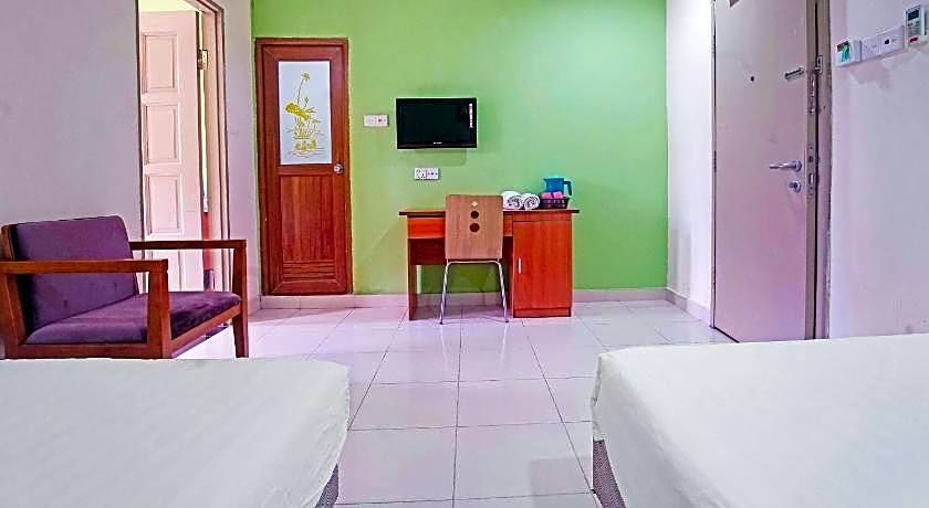 Hotel O Night Queen salak Tinggi