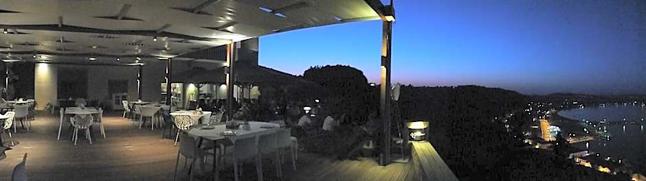 Orizontes View Hotel