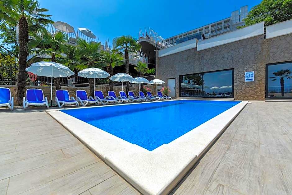 Hotel Domino