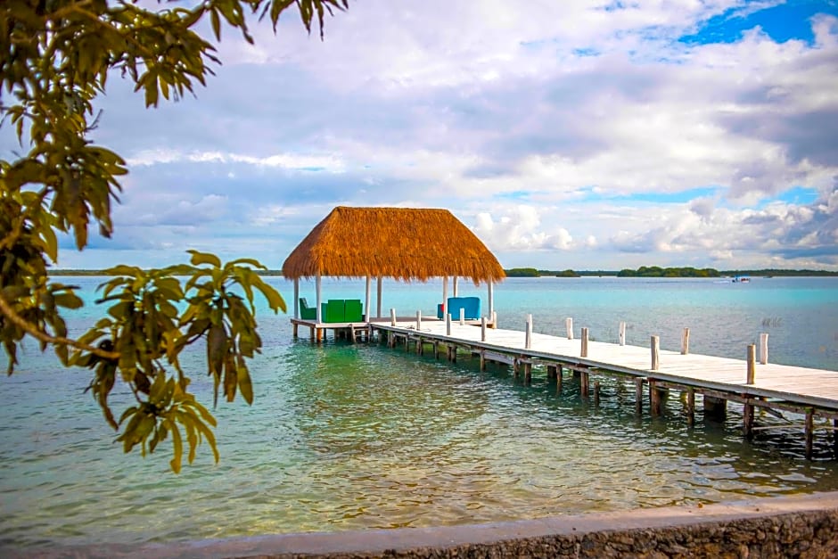 Royal Palm Bacalar Cabañas & Lagoon Club