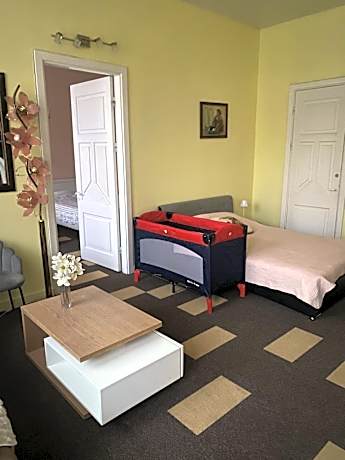 Big Apartment with Balcony (up to 18 People)