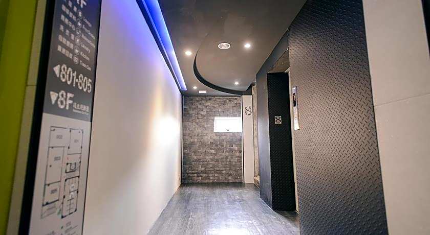 Kiwi Express Hotel - Taichung Station Branch Ii