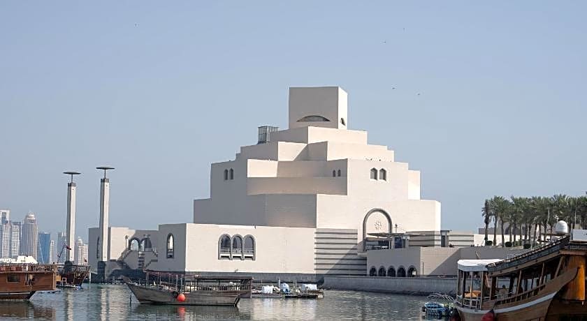 Best Plaza West Bay Hotel