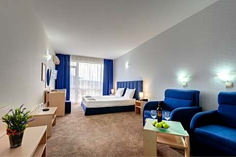 Double Room with Pool View