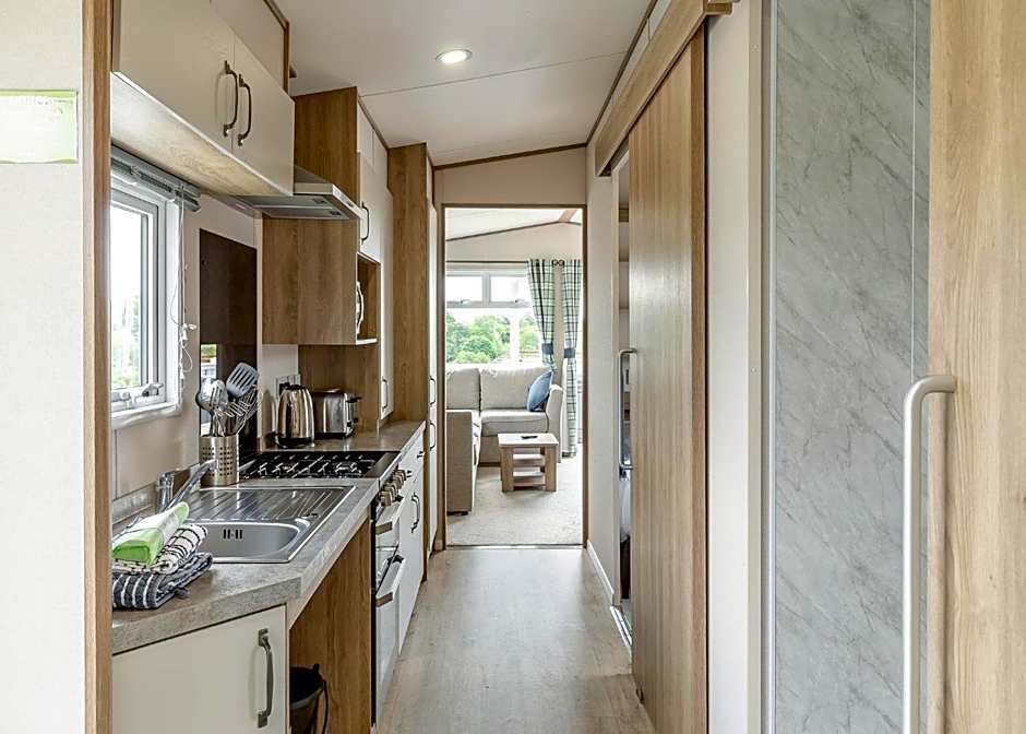 Meadow Lakes Holiday Park