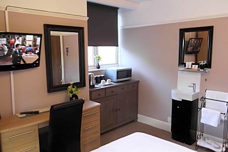 Double Room with Shared Bathroom