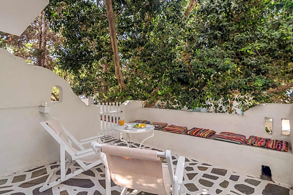 Thalassitra Village Hotel