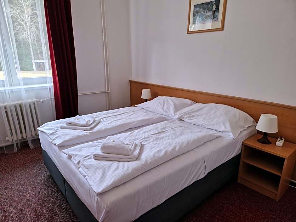 Hotel Harrachov Inn