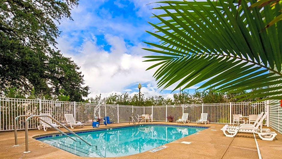 Key West Inn - Fairhope