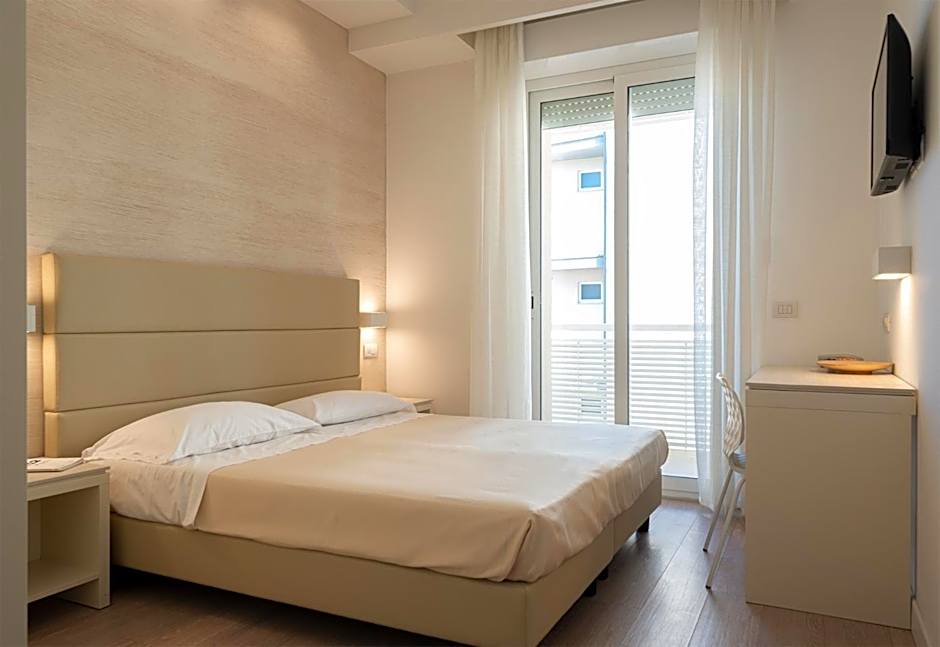 Hotel Bristol