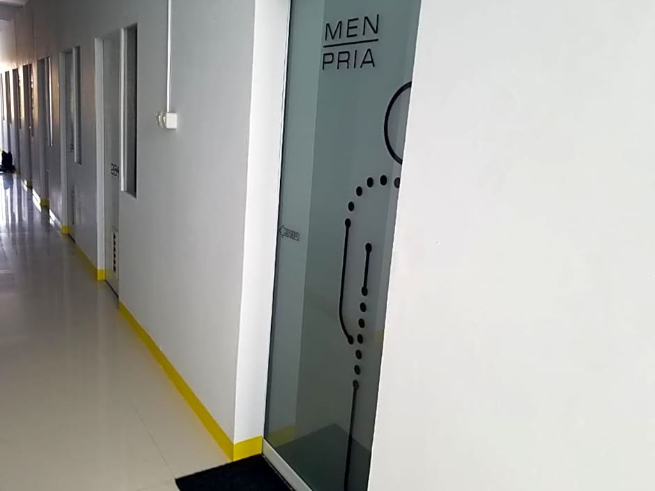 AUR KUNING HOSTEL SYARIAH Bukittinggi