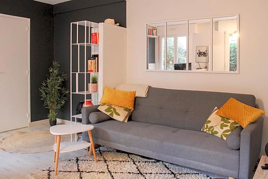 Cozy 40 m in Old Puteaux