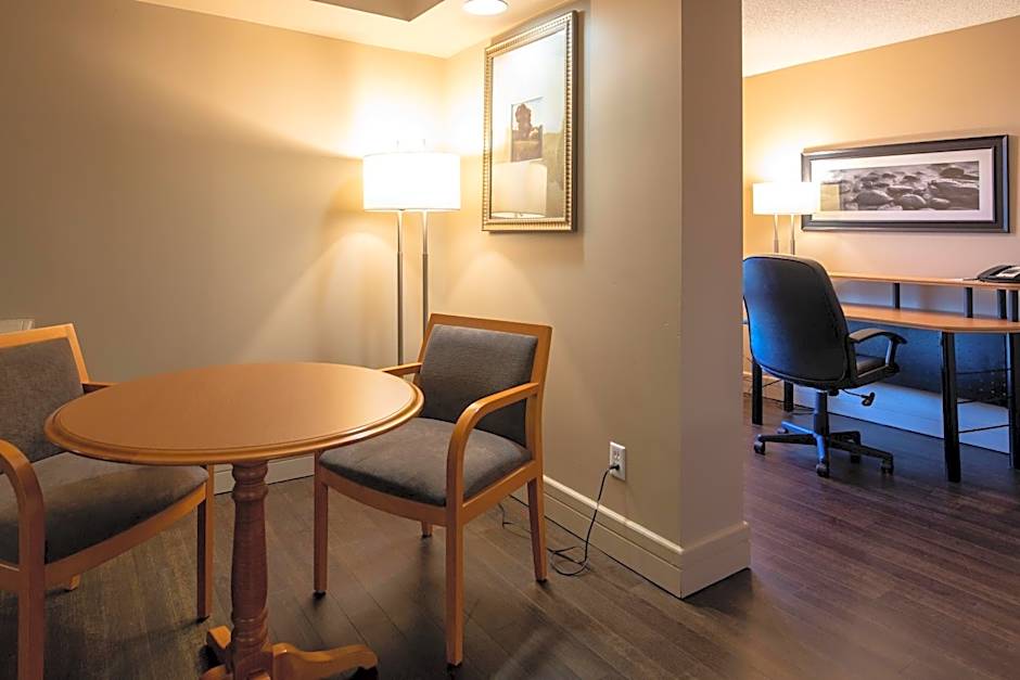 Royal Hotel West Edmonton, Trademark Collection by Wyndham