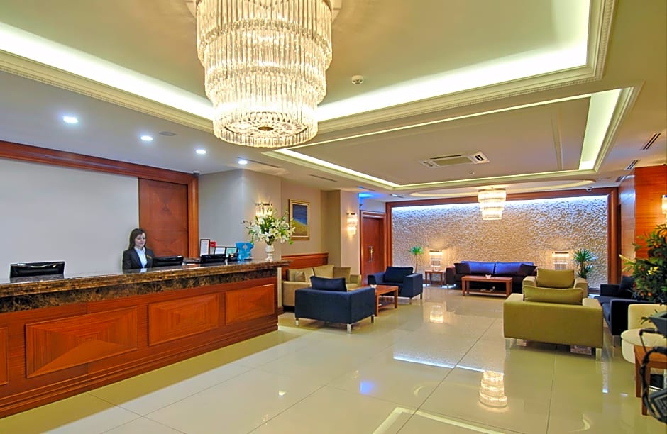 Tugcu Hotel Select