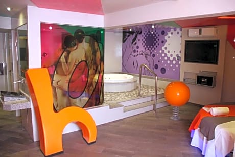 Deluxe Double Room with Spa Bath 