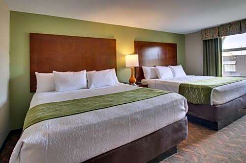 Greenfield Inn & Suites Elizabethtown, KY I65 Exit 94