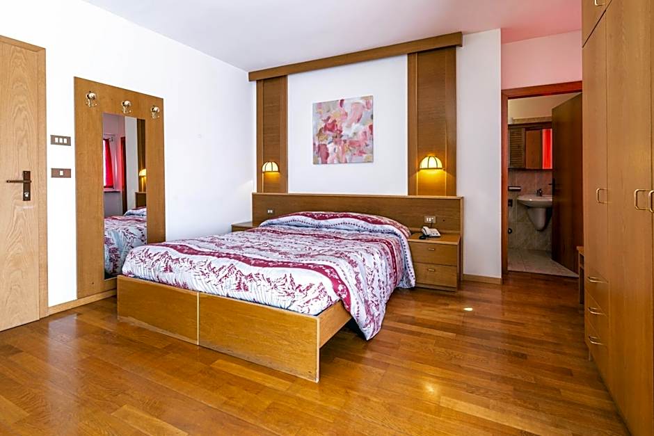 Albergo Bucaneve