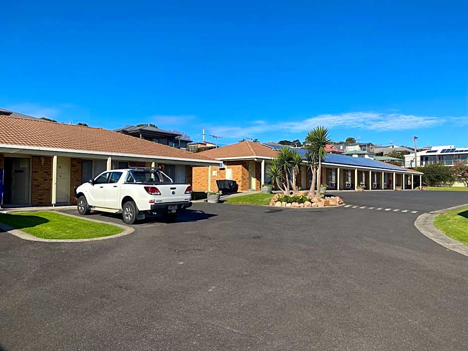 Quays Motel San Remo