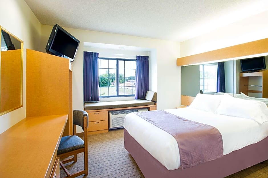 Microtel Inn & Suites By Wyndham Plattsburgh